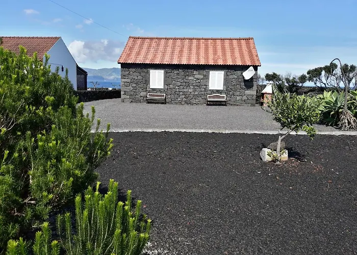 Casa Caminho Da Barca * Madalena (Azores)